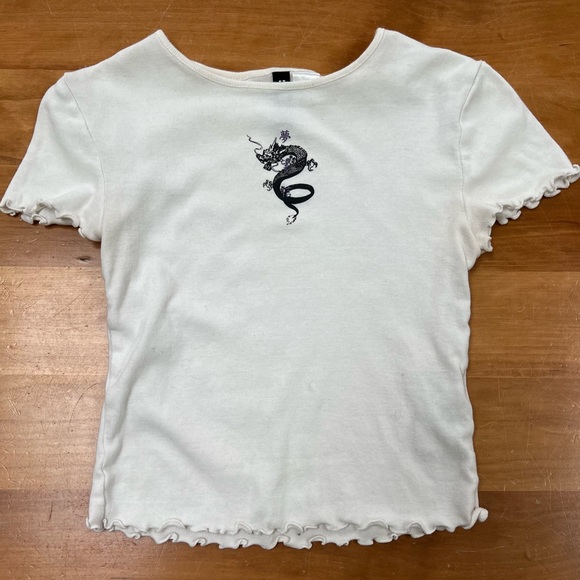 Cozy Bundle: H&M Gray Leggings, “Better With Bees” T-shirt, and H&M Dragon Crop - Picture 2 of 10